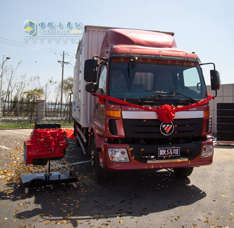 歐馬可5系新品與康明斯ISF3.8發(fā)動(dòng)機(jī)