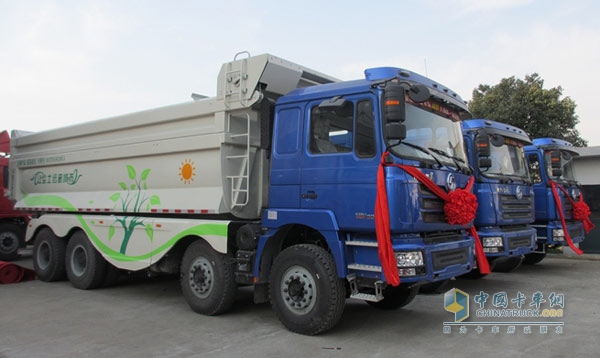 寧波地區(qū)上市的陜汽環(huán)保、安全、智能的新型渣土車