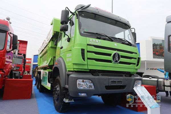 北奔首款智能城市渣土車(chē)