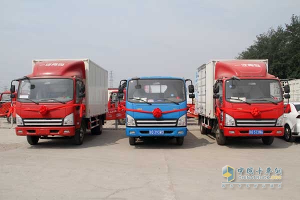 一汽青島龍V、賽龍中卡暨錫柴恒威（4/6DLD、4DF4）產(chǎn)品推介會