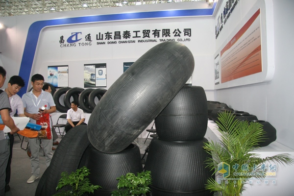 第五屆中國(guó)（廣饒）國(guó)際橡膠輪胎暨汽車配件展覽會(huì)成果豐