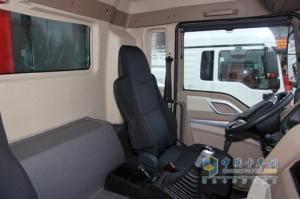 中國(guó)重汽 HOWO-T5G 8X4自卸車(chē)