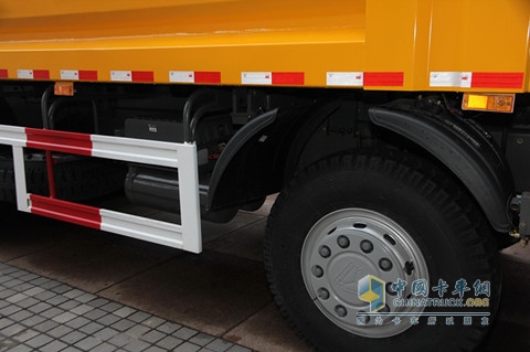 中國(guó)重汽 HOWO 6×4自卸車