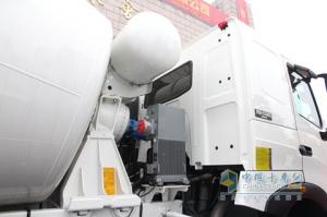 中國(guó)重汽 HOWO 6×4攪拌車