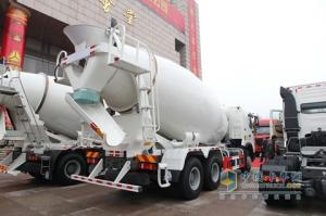 中國(guó)重汽 HOWO 6×4攪拌車