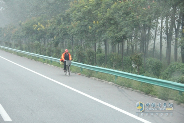 奔馳卡車中國物流主干線油耗實測西安-鄭州-北京圓滿結束