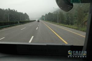 奔馳卡車中國物流主干線油耗實測西安-鄭州-北京圓滿結束