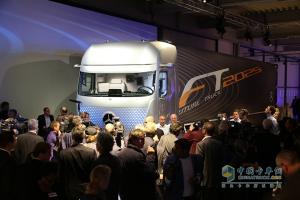 IAA2014，奔馳定義未來(lái)卡車，行有多遠(yuǎn)？