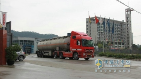 ?；愤\(yùn)輸車