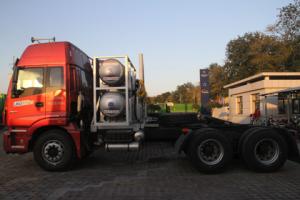 福田歐曼ETX 9系重卡 380馬力 6X4 國(guó)四LNG牽引車(chē)