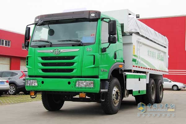 一汽解放青島 天V 濰柴400馬力 8×4國(guó)四自卸車(chē)