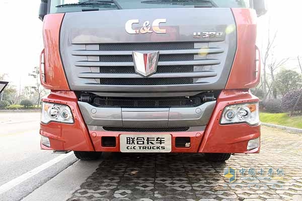 聯(lián)合卡車 玉柴380馬力 國(guó)四 4X2 牽引車
