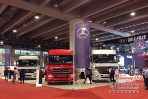 梅賽德斯-奔馳攜旗下三款牽引車(chē)亮相廣州車(chē)展