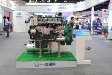 一汽錫柴 6.74L 244馬力 國四發(fā)動(dòng)機(jī)