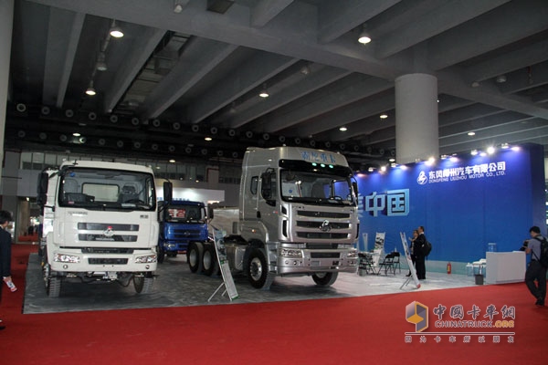 廣州車展:東風柳汽霸龍M7牽引車帶頭 注重專用車市場