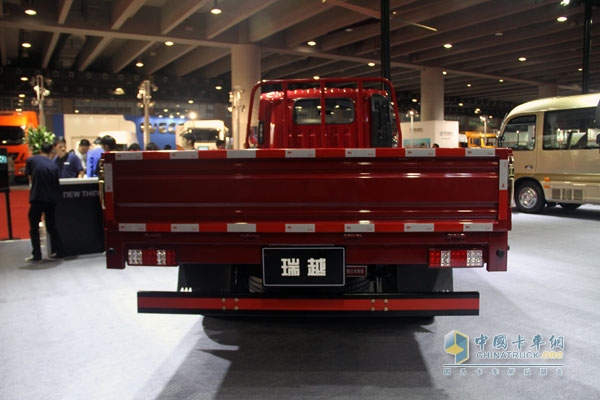 廣州車(chē)展：四川現(xiàn)代新品發(fā)布 全新輕卡、創(chuàng)虎系列 亮點(diǎn)多多