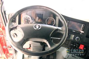 廣州車展；陜汽重卡攜德龍牽引車和智能渣土車亮相
