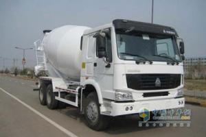 中國(guó)重汽 豪沃 400馬力 6×4 國(guó)四攪拌車