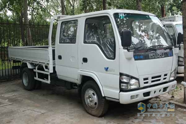 慶鈴 600P 130馬力 4X2 雙排廂式載貨車