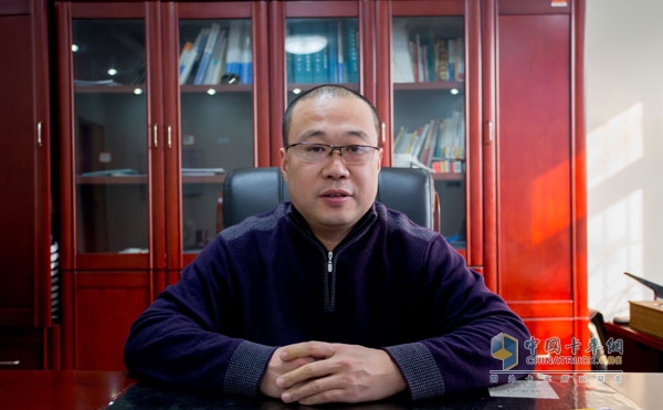 中國重汽濟(jì)南輕卡銷售部總經(jīng)理王德春