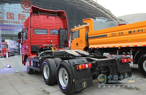 陜汽重卡 X3000 濰柴 430馬力 6X4 輕量化 國(guó)四牽引車