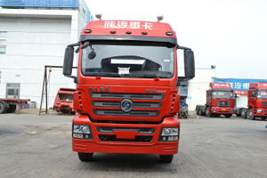 陜汽 德龍新M3000 290馬力 8X4 國(guó)四 冷藏車