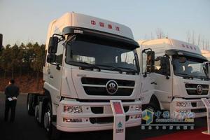 中國重汽 斯達(dá)-斯太爾重卡 D7B 380馬力 6X2 牽引車
