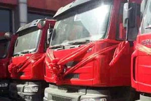 乘龍汽車憑借輕量化、低油耗率等特點(diǎn)贏得客戶青睞