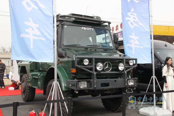 21RV與堅(jiān)持夢想者同行--2015中國(北京)國際房車露營展覽會