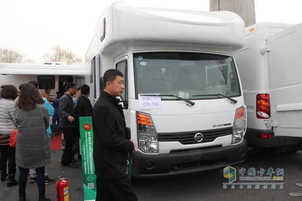 21RV與堅(jiān)持夢想者同行--2015中國(北京)國際房車露營展覽會