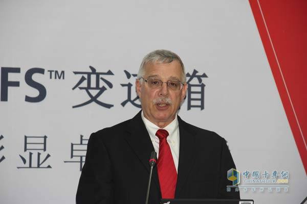艾里遜變速箱公司全球非公路市場營銷、銷售及服務(wù)執(zhí)行總監(jiān)Chris E. Vargo