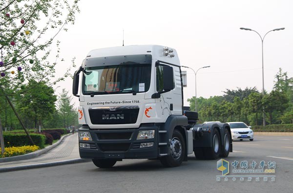大馬力豪華牽引車MAN TGX 28.480現(xiàn)場(chǎng)試駕