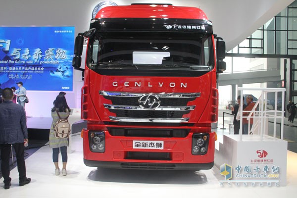 上海車展 上汽依維柯紅巖發(fā)布全新車聯(lián)網(wǎng)系統(tǒng)“杰時(shí)達(dá)”