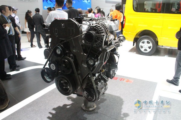 上海車展 上汽依維柯紅巖發(fā)布全新車聯(lián)網(wǎng)系統(tǒng)“杰時(shí)達(dá)”