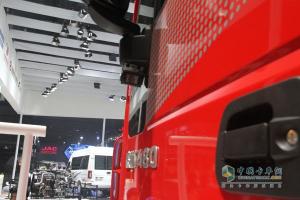 上海車展 上汽依維柯紅巖發(fā)布全新車聯(lián)網(wǎng)系統(tǒng)“杰時(shí)達(dá)”