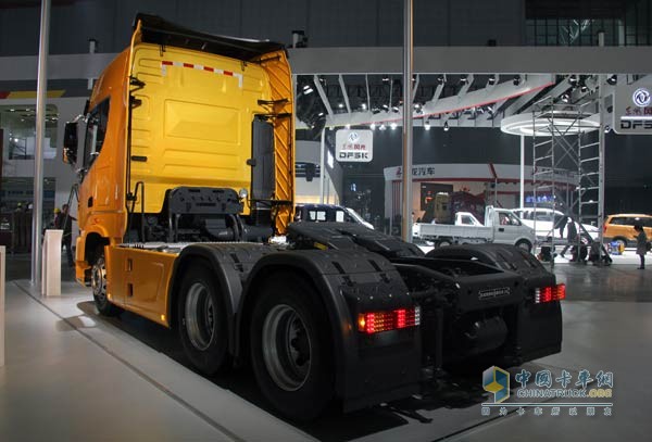 東風(fēng)商用車全新陣容亮相第十六屆國際車展