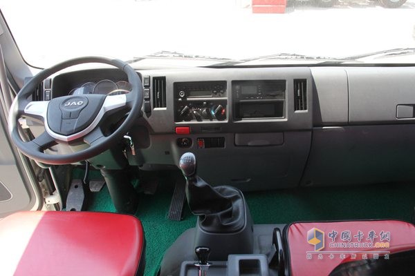 江淮 格爾發(fā)K6 165馬力 4×2 國(guó)四 排半載貨車