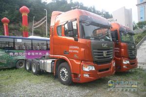 聯(lián)合卡車攜手馳田金鋼推出中國(guó)首款4軸智能環(huán)保渣土車