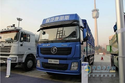 陜汽重卡 德龍X3000 西安康明斯385馬力 8X4 倉柵載貨車
