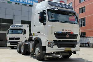 促銷：中國重汽豪沃T7H 6X2危險品牽引車33萬