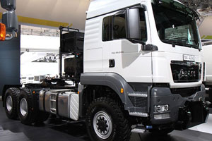 液力變矩器加持MAN TGS40.540大件牽引車