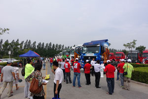 中國(guó)重汽盛裝亮相中國(guó)（包頭）卡車文化節(jié)