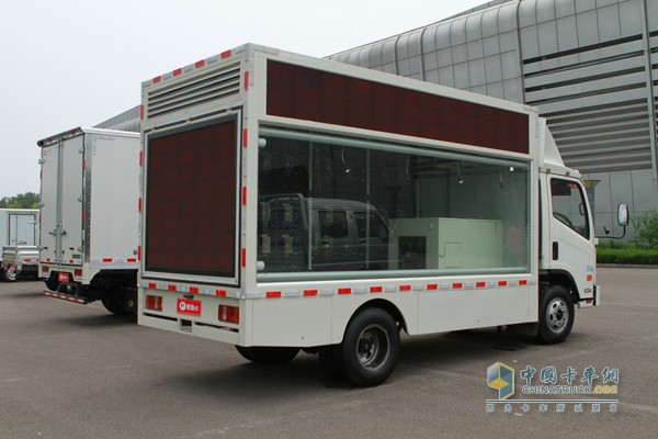 時代康瑞H2 4×2 宣傳車