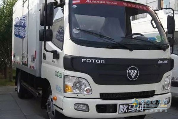 歐馬可ISF2.8L雙壓縮機空調冷藏車