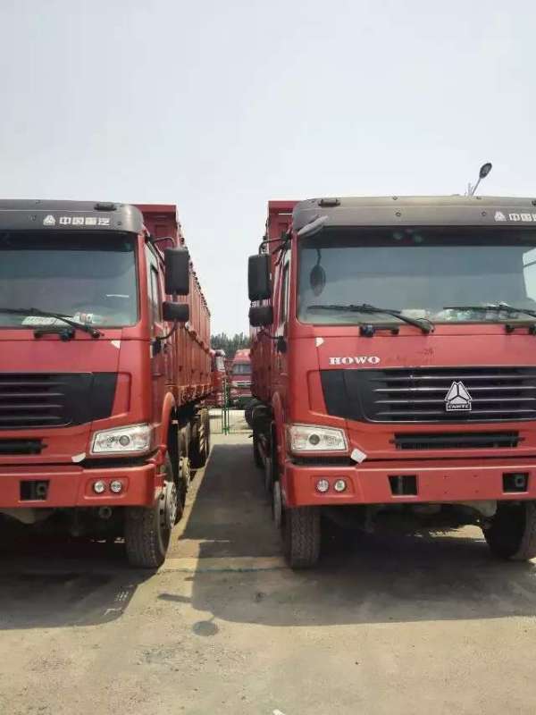 促銷：中國重汽豪沃側(cè)翻自卸車 現(xiàn)車優(yōu)惠9萬元?。?！