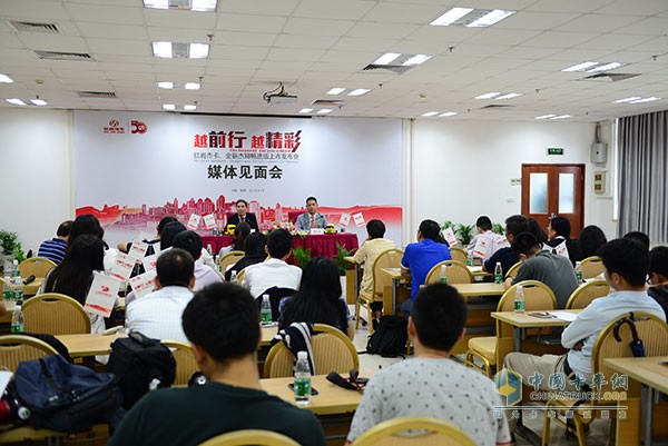 全新升級雙炮連響 紅巖杰卡、全新杰獅暢途版上市