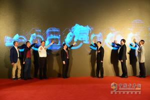 全新升級雙炮連響 紅巖杰卡、全新杰獅暢途版上市