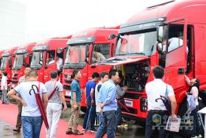 全新升級雙炮連響 紅巖杰卡、全新杰獅暢途版上市