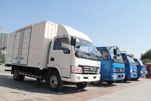 濟南卡車展輕卡秀 奧馳汽車、南京依維柯齊動員