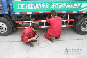 決戰(zhàn)上海灘，冠軍集結(jié)號吹響！江淮輕卡節(jié)油賽上?？倹Q賽